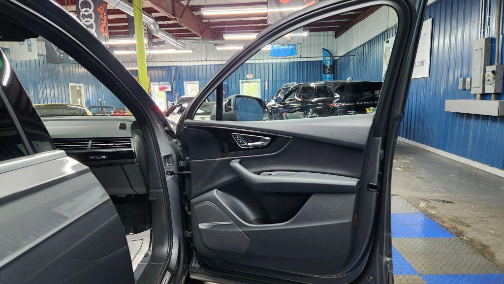 used 2018 Audi Q7 car, priced at $18,847