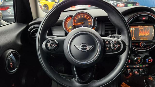 used 2018 MINI Hardtop car, priced at $12,379