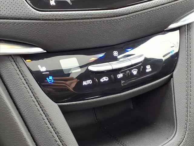 used 2025 Cadillac XT5 car, priced at $45,399