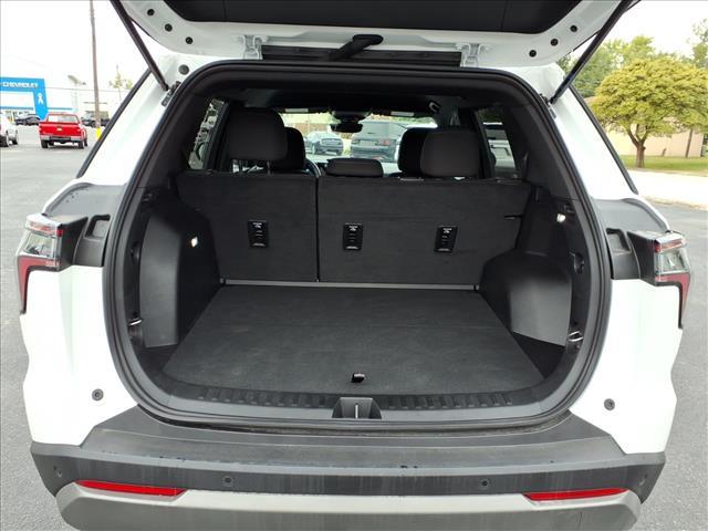 used 2026 Chevrolet Equinox car, priced at $28,595
