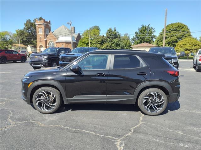 new 2025 Chevrolet TrailBlazer car, priced at $33,075