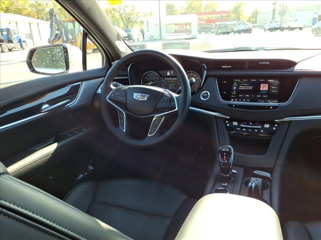used 2025 Cadillac XT5 car, priced at $44,995