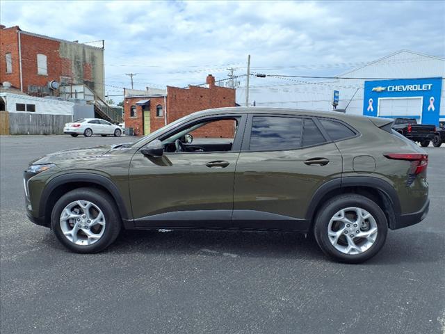 used 2024 Chevrolet Trax car, priced at $17,995