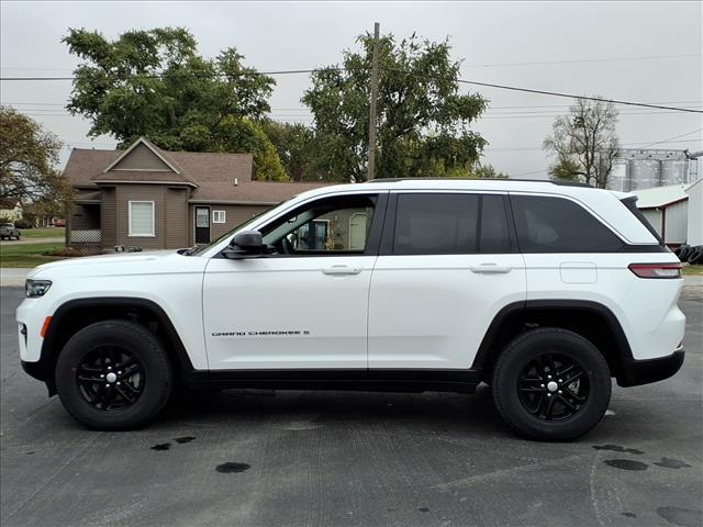 used 2023 Jeep Grand Cherokee car, priced at $29,995