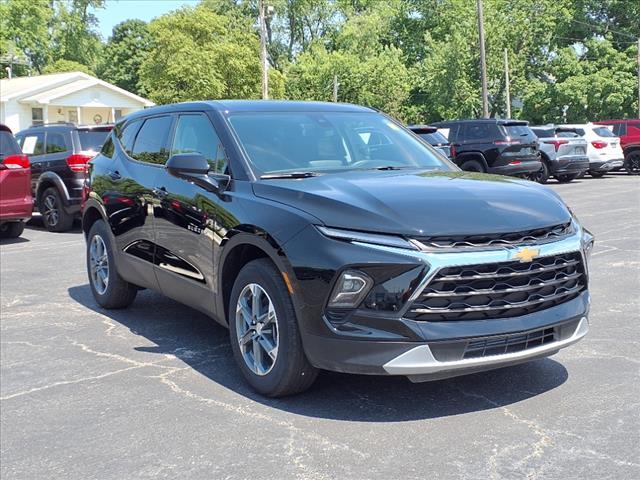 used 2025 Chevrolet Blazer car, priced at $32,990