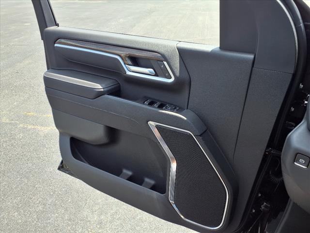 new 2025 Chevrolet Silverado 2500 car, priced at $67,275