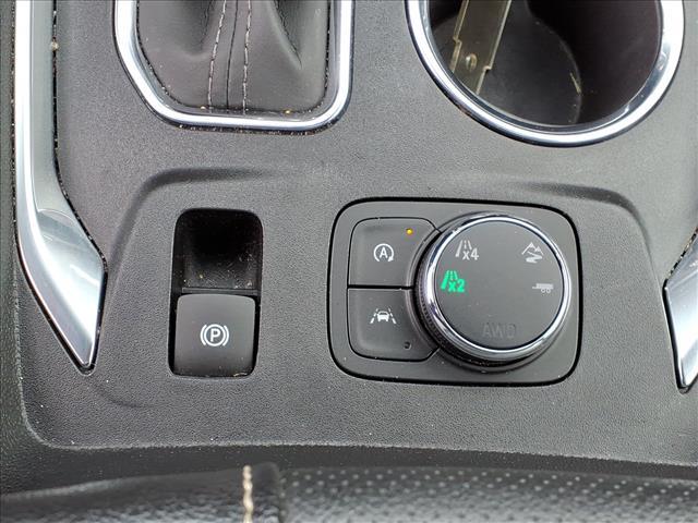 used 2023 Chevrolet Traverse car, priced at $33,995