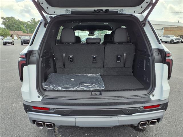 new 2025 Chevrolet Traverse car, priced at $47,995