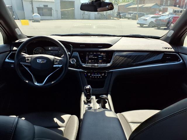 used 2025 Cadillac XT6 car, priced at $47,995