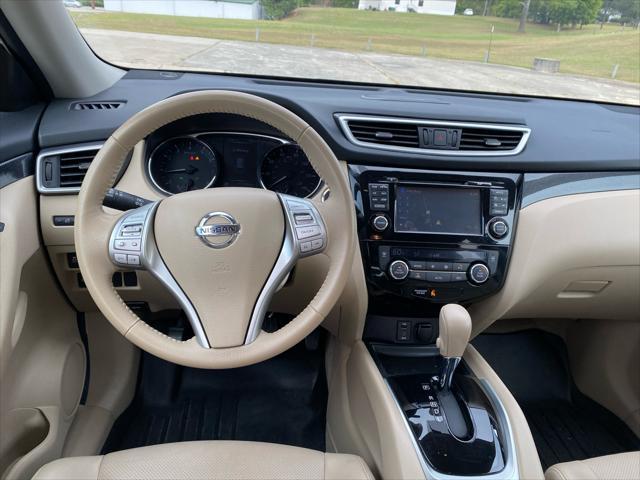 used 2015 Nissan Rogue car, priced at $8,400