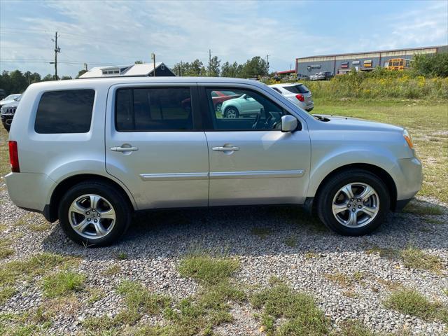 used 2014 Honda Pilot car, priced at $12,995