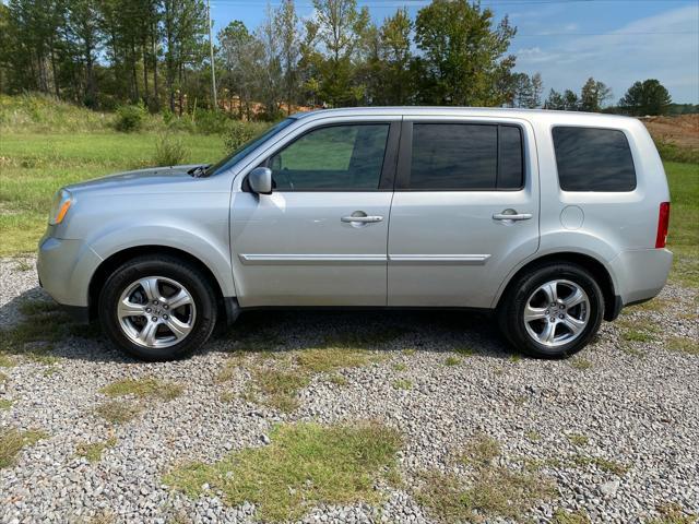 used 2014 Honda Pilot car, priced at $12,995