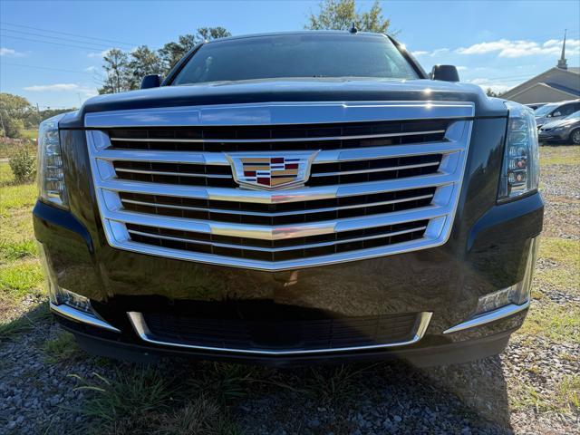 used 2018 Cadillac Escalade car, priced at $31,995