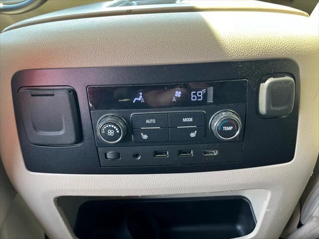 used 2018 GMC Yukon car, priced at $27,995