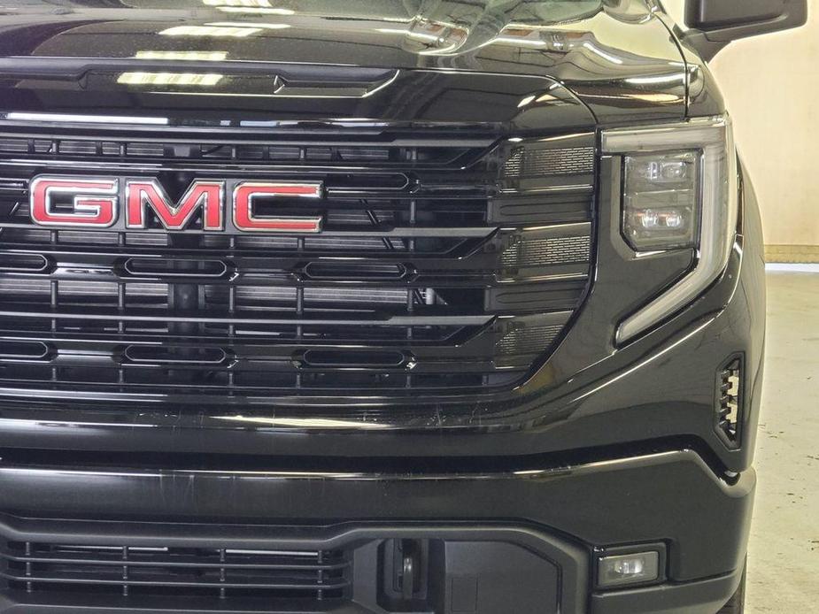 new 2024 GMC Sierra 1500 car, priced at $53,690