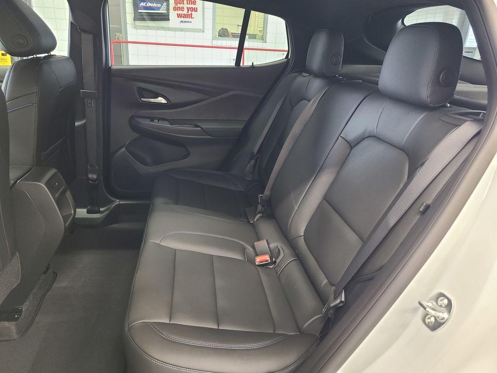 new 2025 Buick Envista car, priced at $27,125