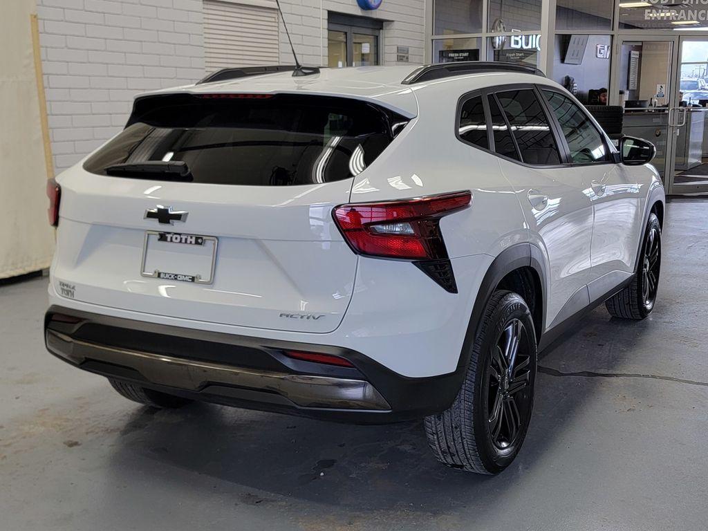 used 2024 Chevrolet Trax car, priced at $22,968