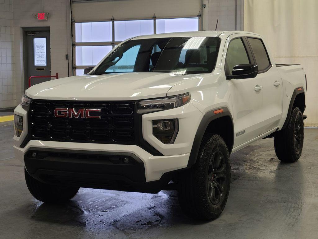 new 2025 GMC Canyon car, priced at $47,125