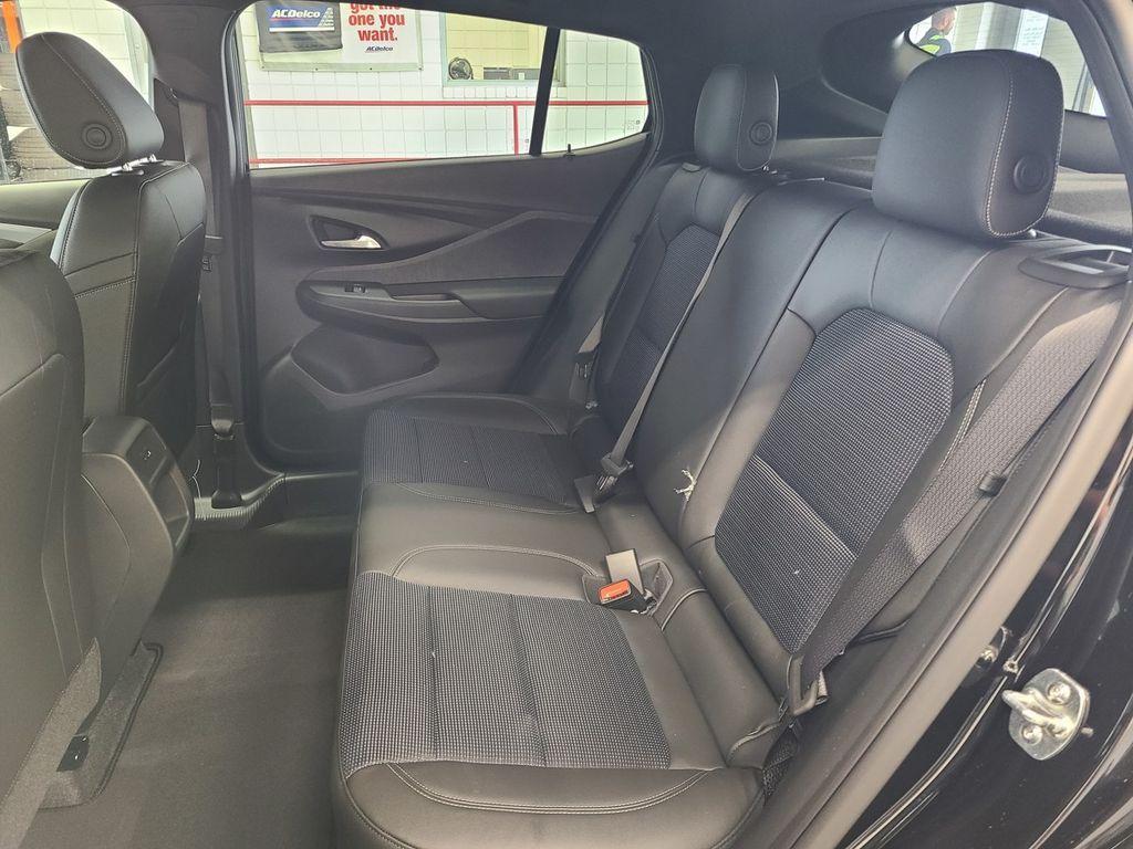 new 2025 Buick Envista car, priced at $25,179