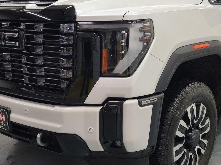 new 2025 GMC Sierra 2500 car, priced at $96,665