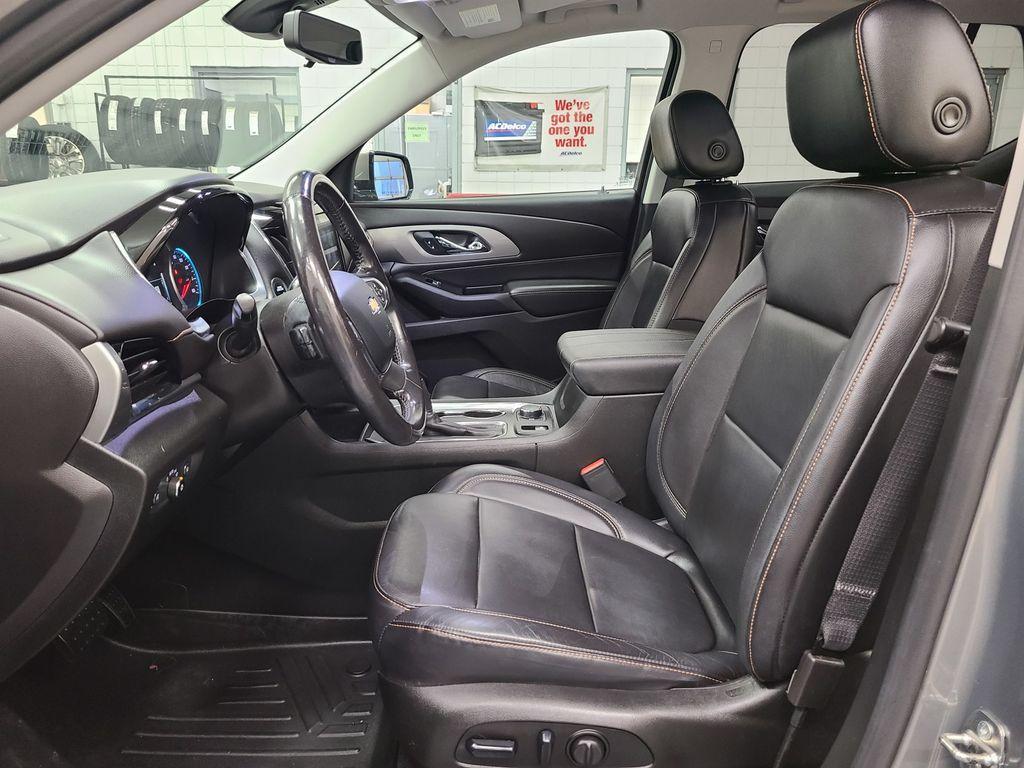 used 2019 Chevrolet Traverse car, priced at $19,968