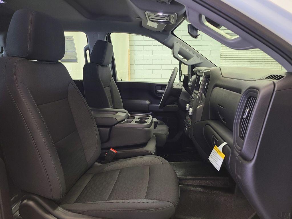 new 2025 GMC Sierra 2500 car, priced at $53,040