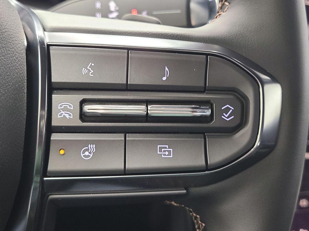 new 2025 GMC Acadia car, priced at $54,376