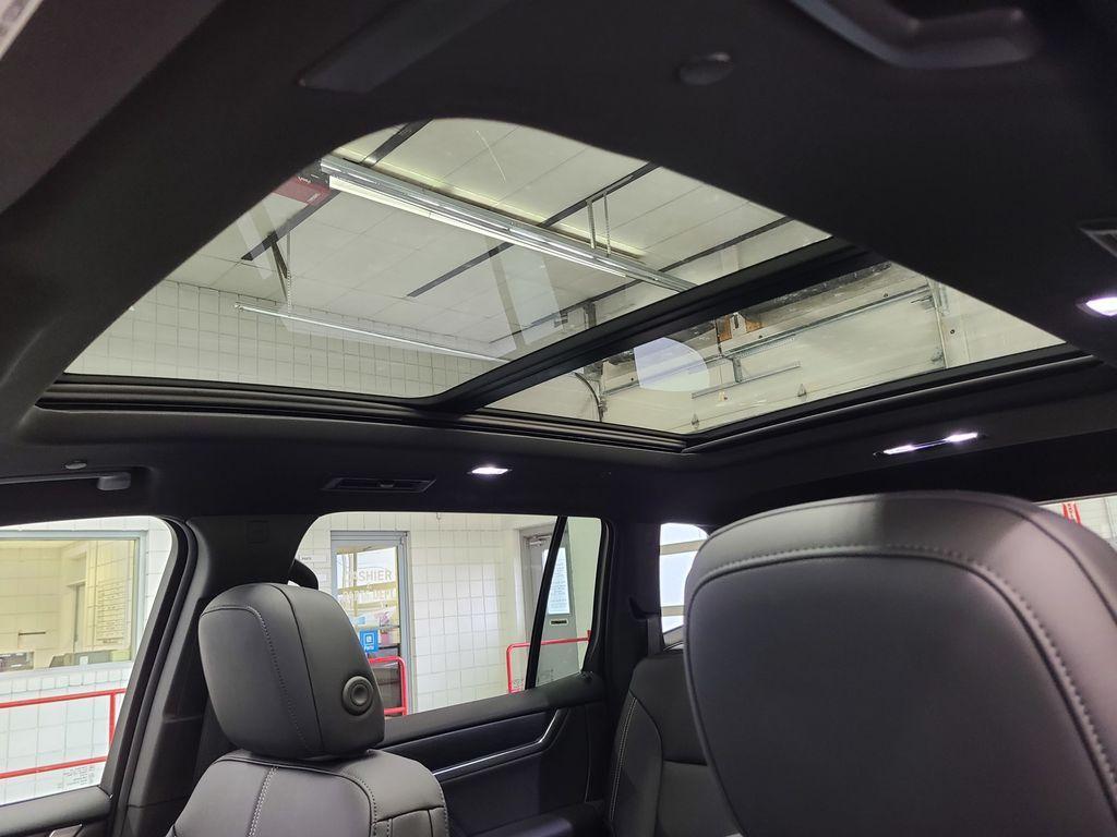 new 2025 GMC Acadia car, priced at $47,886