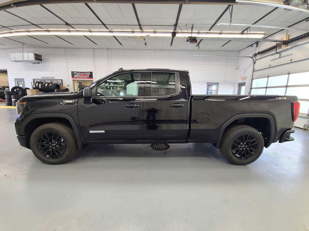 new 2025 GMC Sierra 1500 car, priced at $50,990