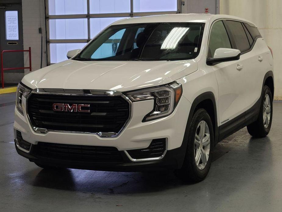 new 2024 GMC Terrain car, priced at $25,095