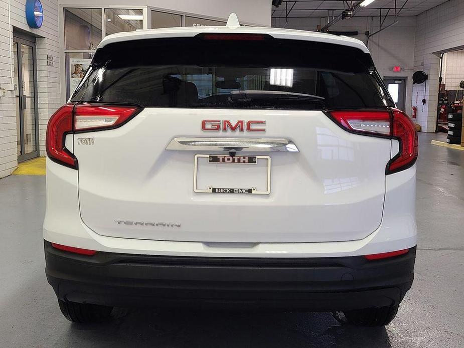 new 2024 GMC Terrain car, priced at $25,095