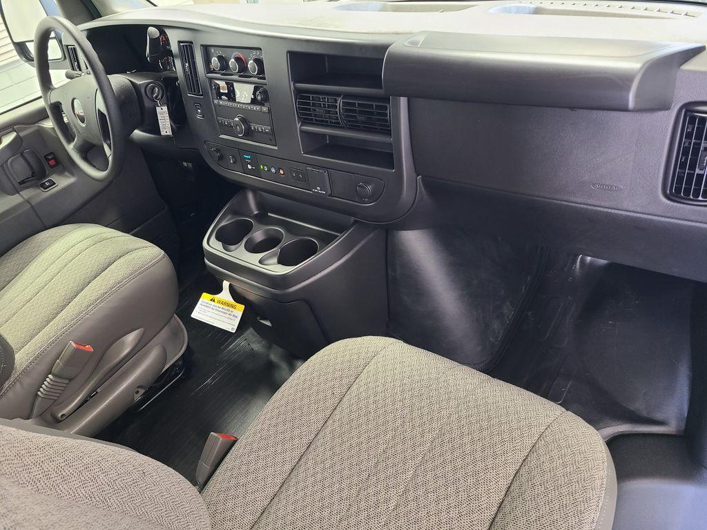 new 2025 GMC Savana 3500 car, priced at $52,650