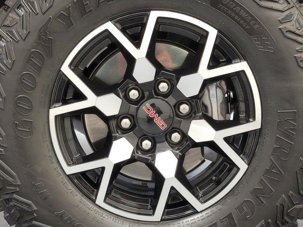 new 2025 GMC Canyon car, priced at $52,365