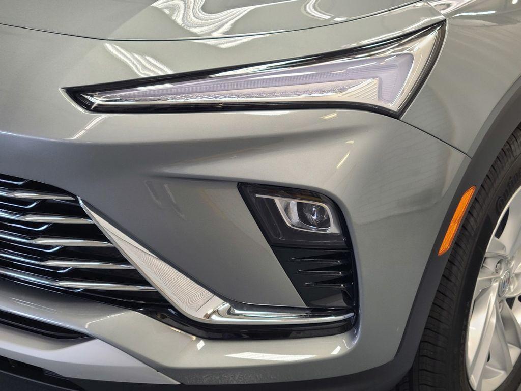 new 2025 Buick Envista car, priced at $26,280