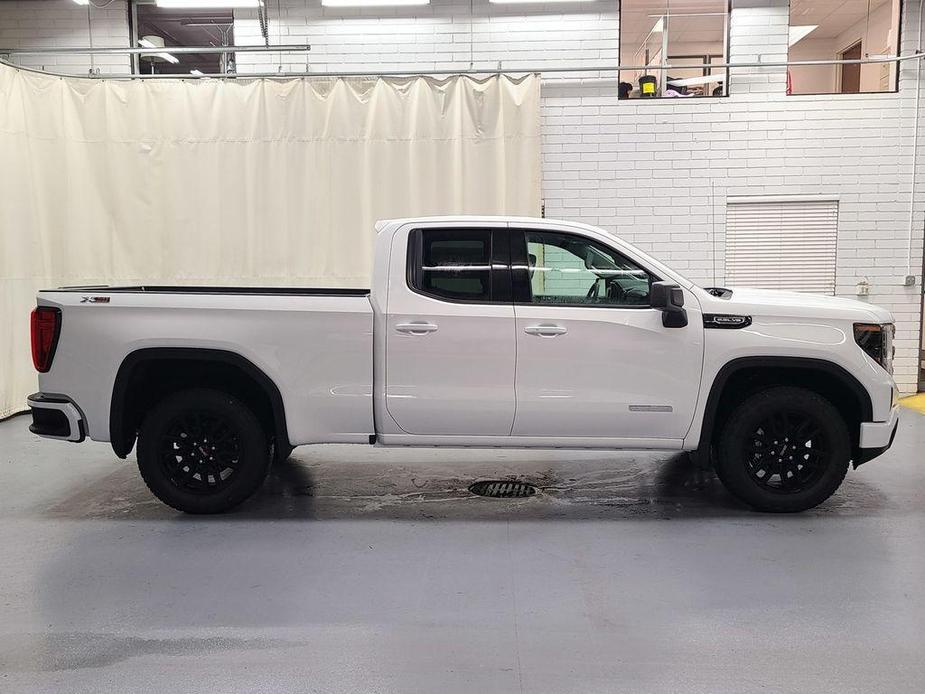 new 2025 GMC Sierra 1500 car, priced at $57,790