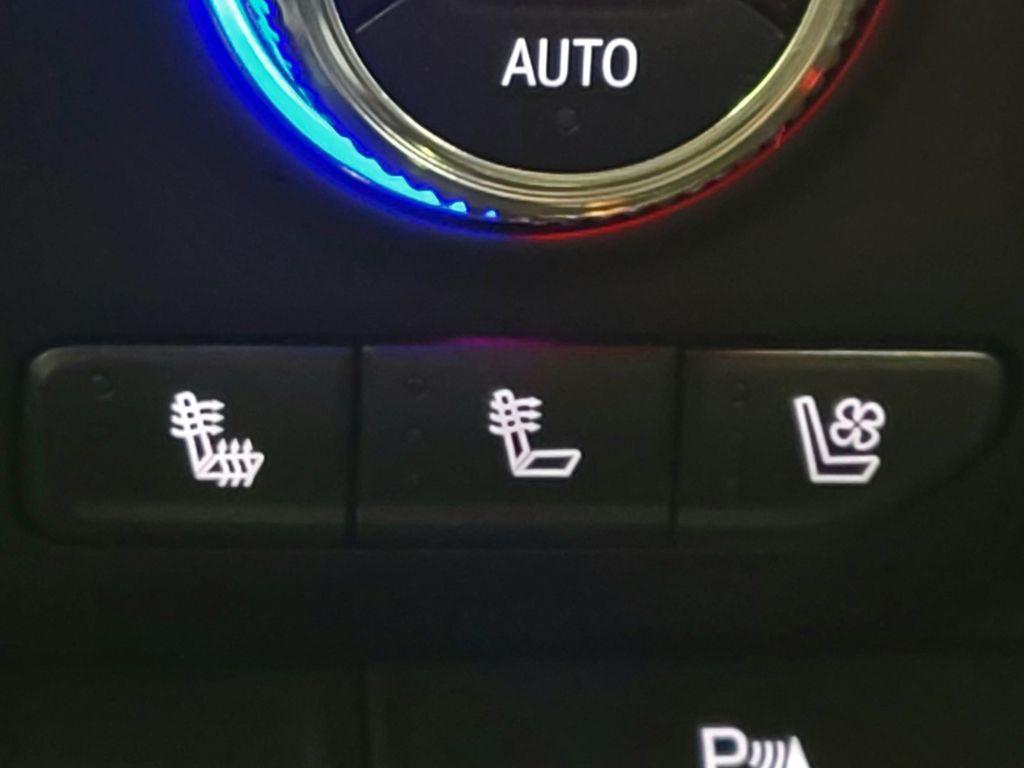 used 2022 GMC Sierra 1500 Limited car, priced at $47,593