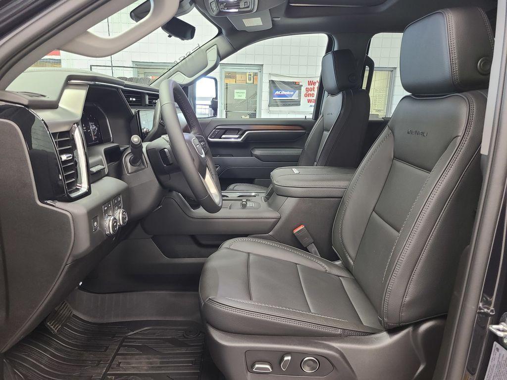 new 2026 GMC Sierra 2500 car, priced at $93,215