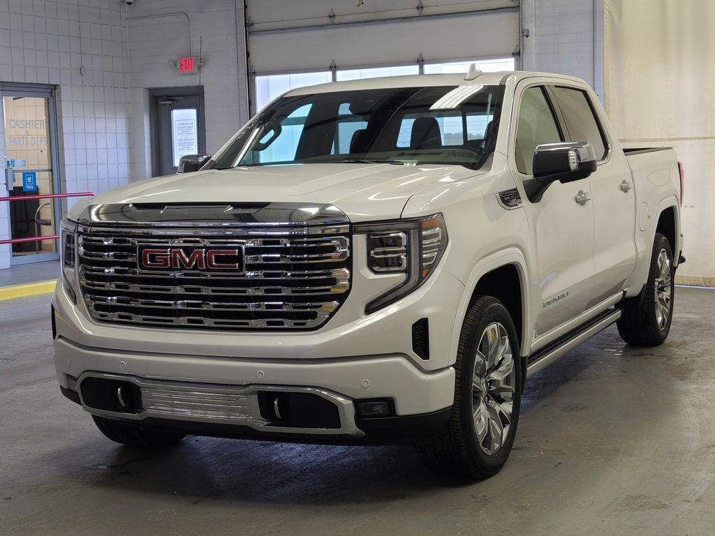 new 2025 GMC Sierra 1500 car, priced at $69,555