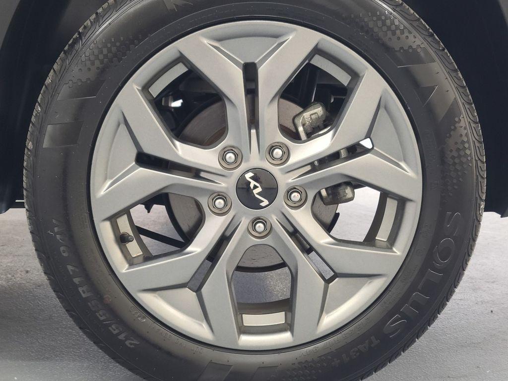 used 2024 Kia Seltos car, priced at $24,568
