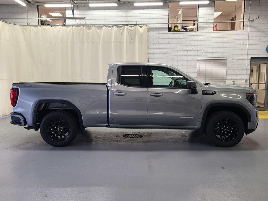 new 2025 GMC Sierra 1500 car, priced at $51,040