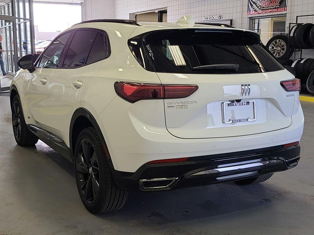 new 2025 Buick Envision car, priced at $39,900