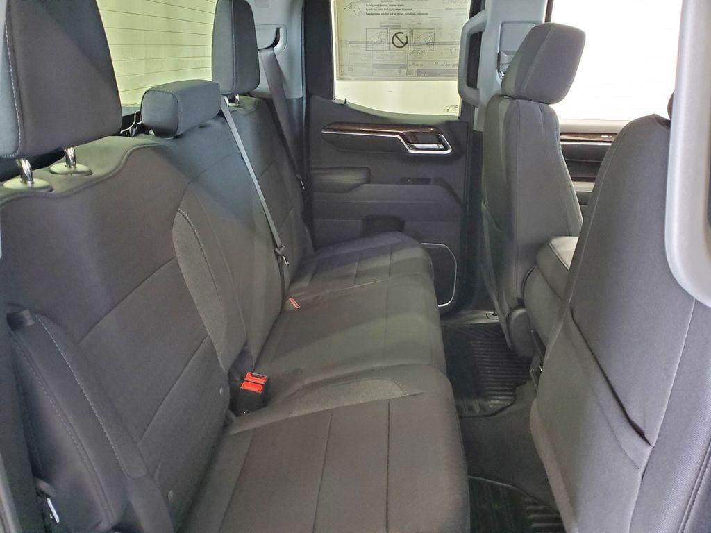 new 2025 GMC Sierra 1500 car, priced at $49,066