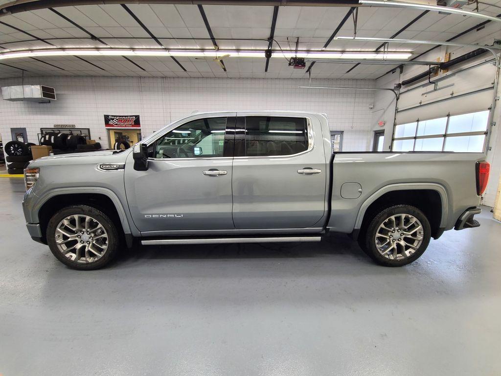 new 2025 GMC Sierra 1500 car, priced at $74,675