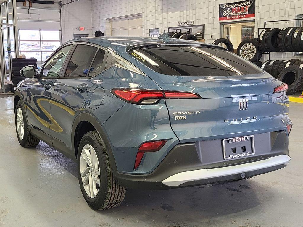 new 2025 Buick Envista car, priced at $25,645