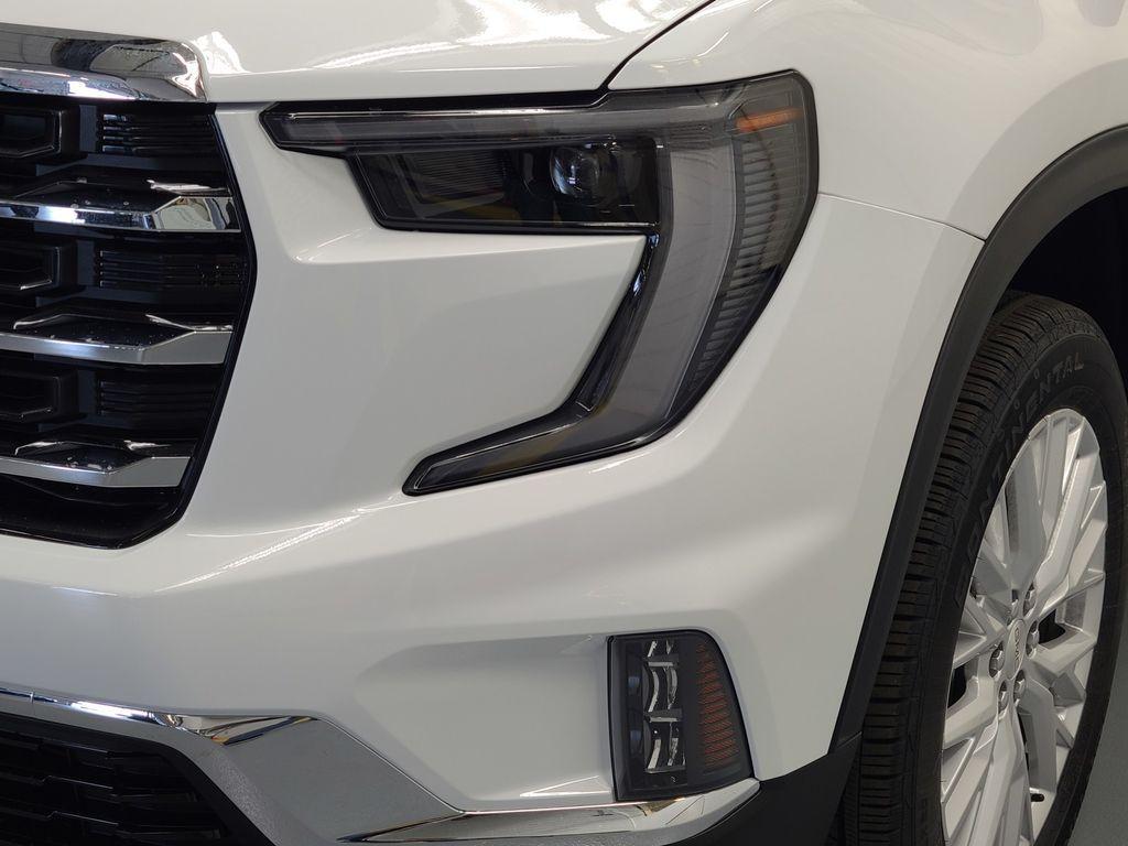 new 2025 GMC Acadia car, priced at $47,930