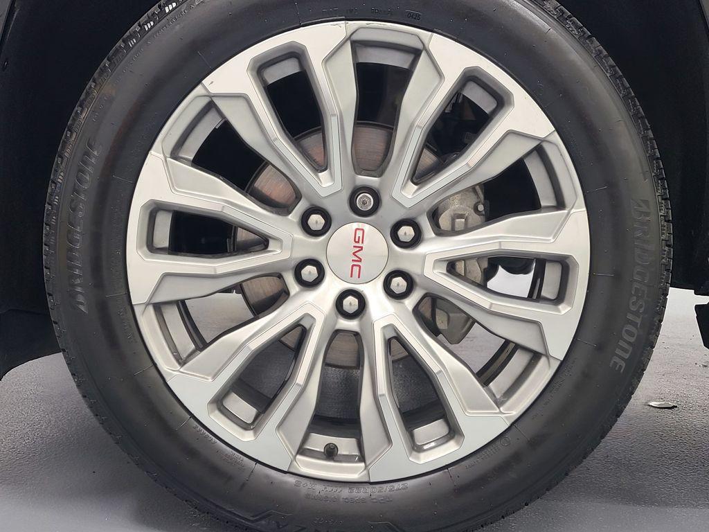 used 2023 GMC Yukon car, priced at $59,593