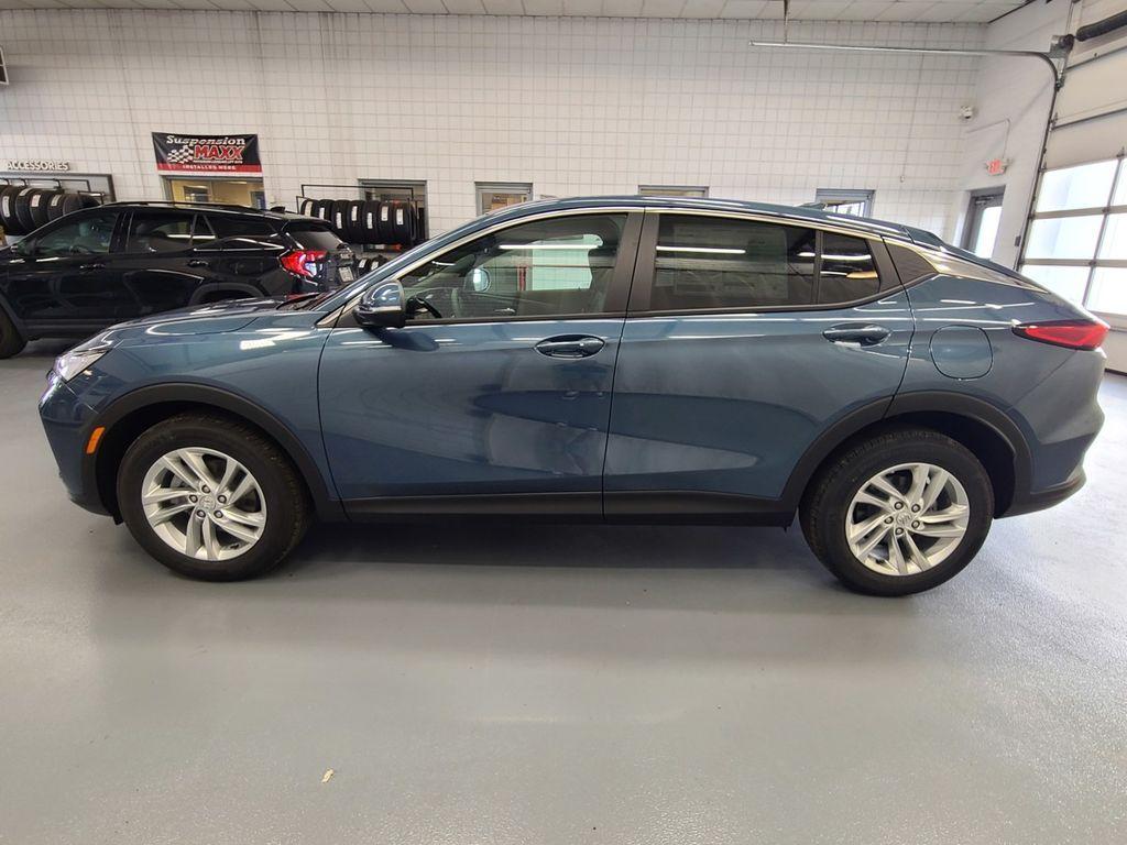 new 2025 Buick Envista car, priced at $26,280