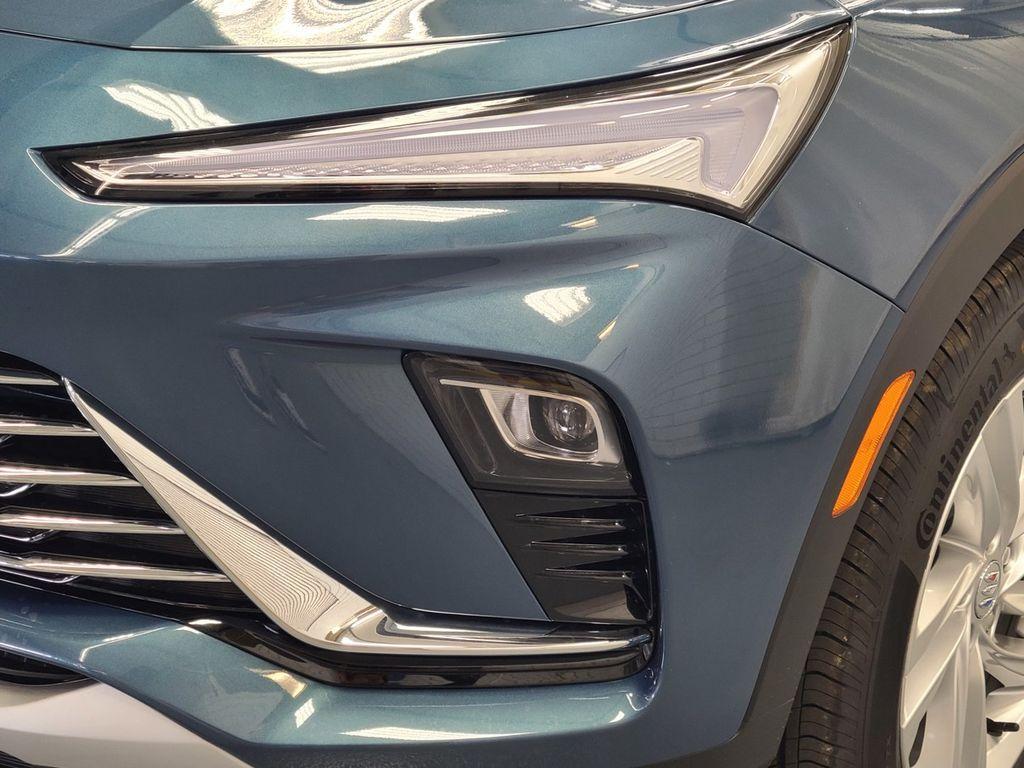 new 2025 Buick Envista car, priced at $26,280
