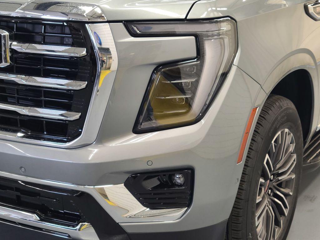 new 2025 GMC Yukon XL car, priced at $80,747