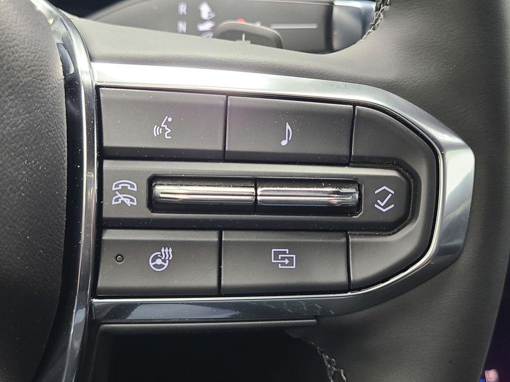 new 2025 GMC Terrain car, priced at $37,841